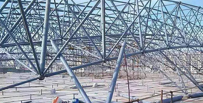 新疆盘点螺栓球网架对于选材方面的4个基本恳求